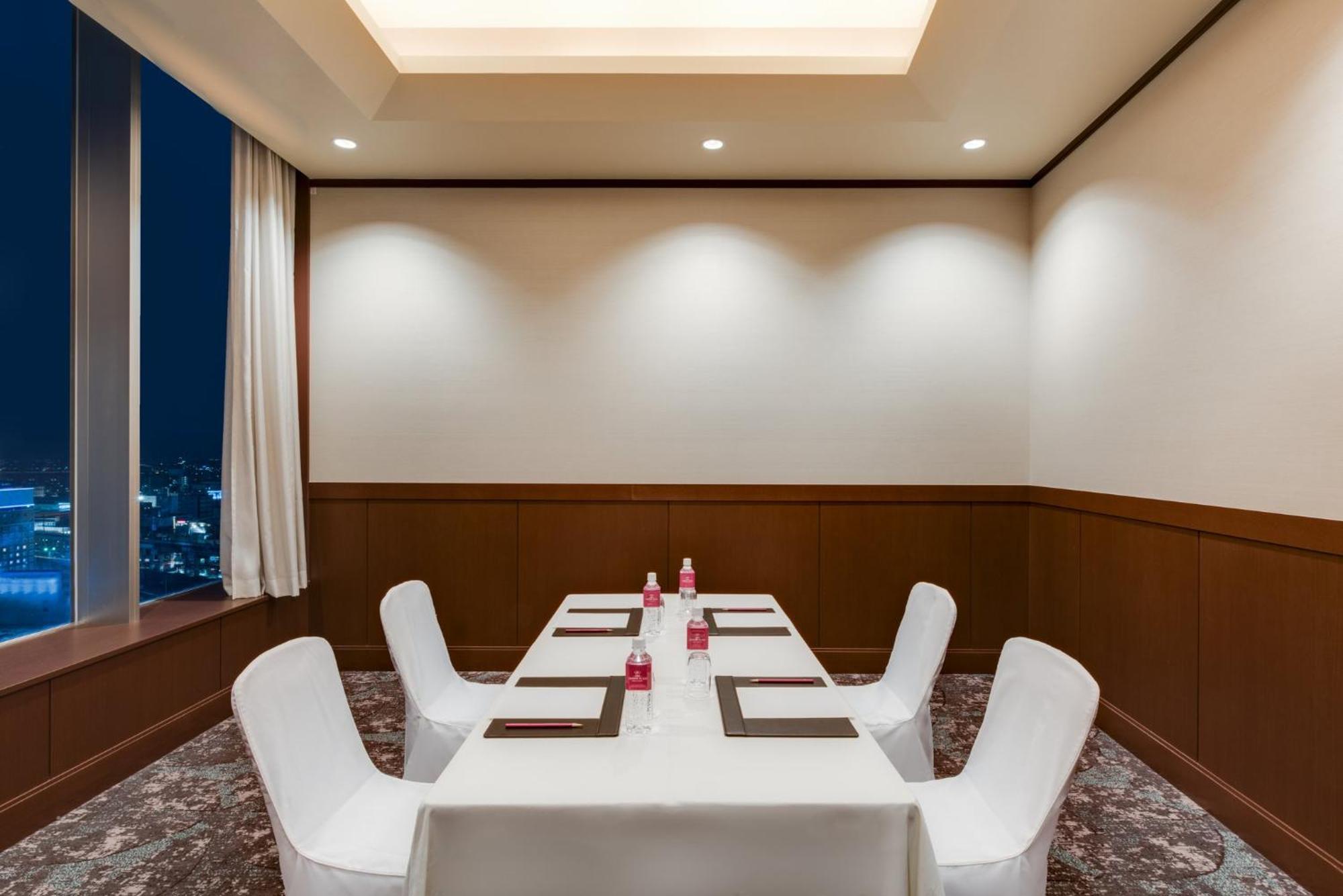 Ana Crowne Plaza Okayama By Ihg Ξενοδοχείο Εξωτερικό φωτογραφία